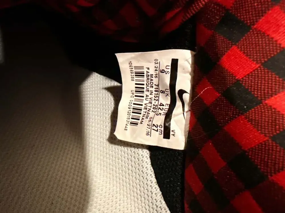 Nike Air Force 1 '07 LV8 'Light Taupe' with Plaid Interior